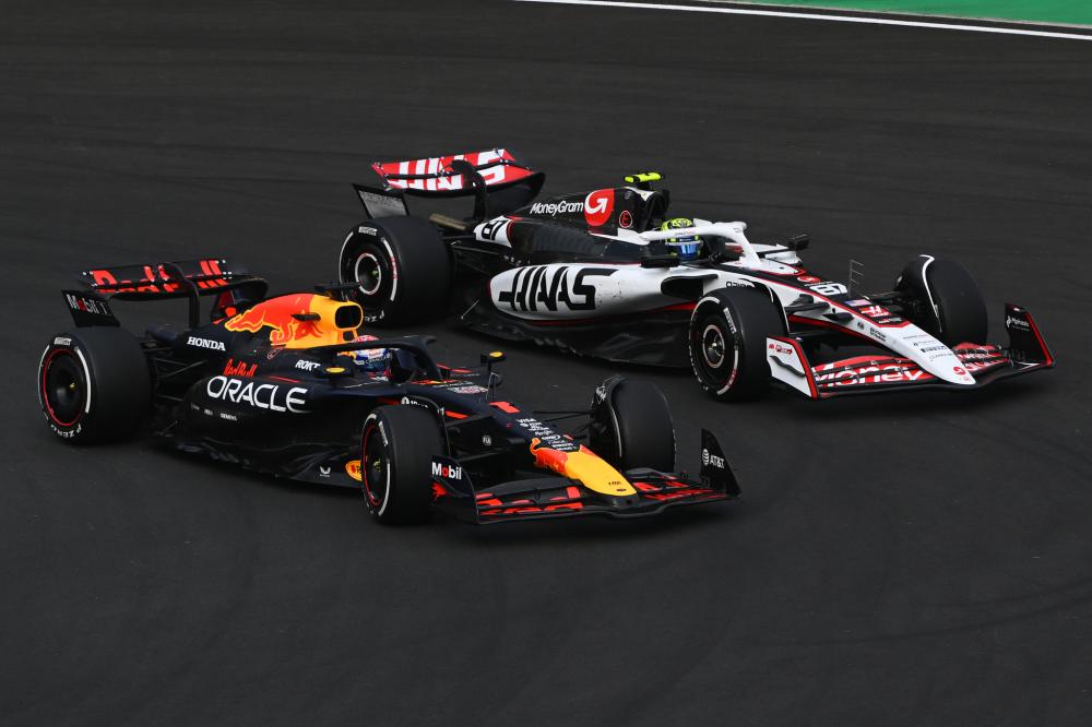 篮球湖人球员场上发挥获得球迷认可